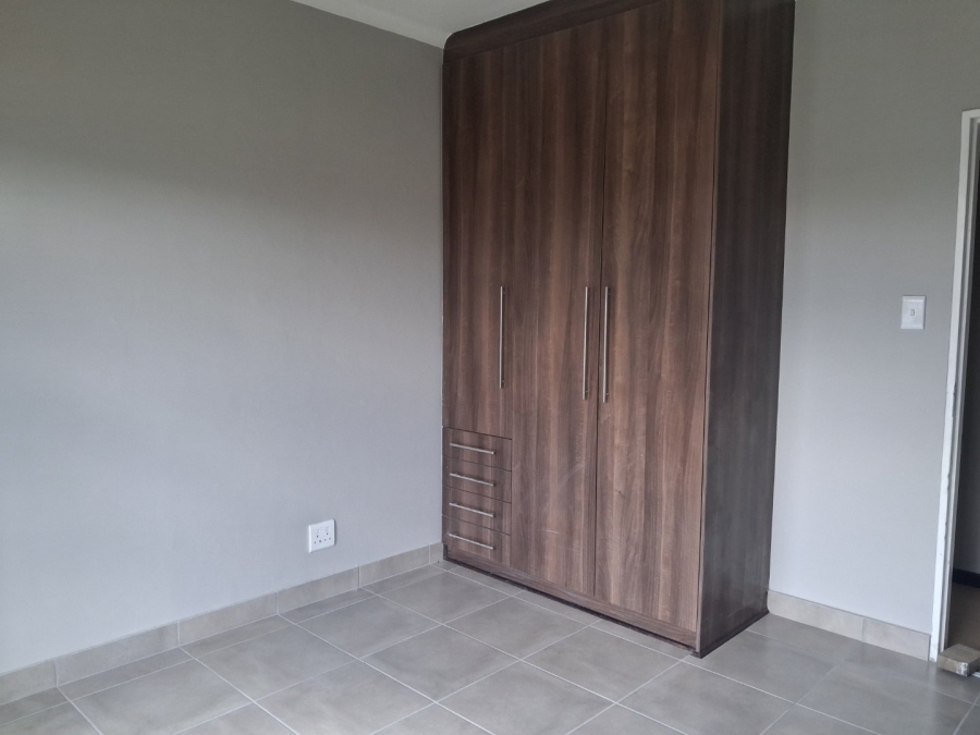 To Let 3 Bedroom Property for Rent in Hillside Free State